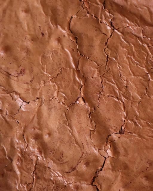 Crosta estaladiça de um brownie